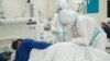 "Все силы брошены на помощь пациентам с COVID-19". В Новосибирской области больницы могут прекратить оказание первичной помощи